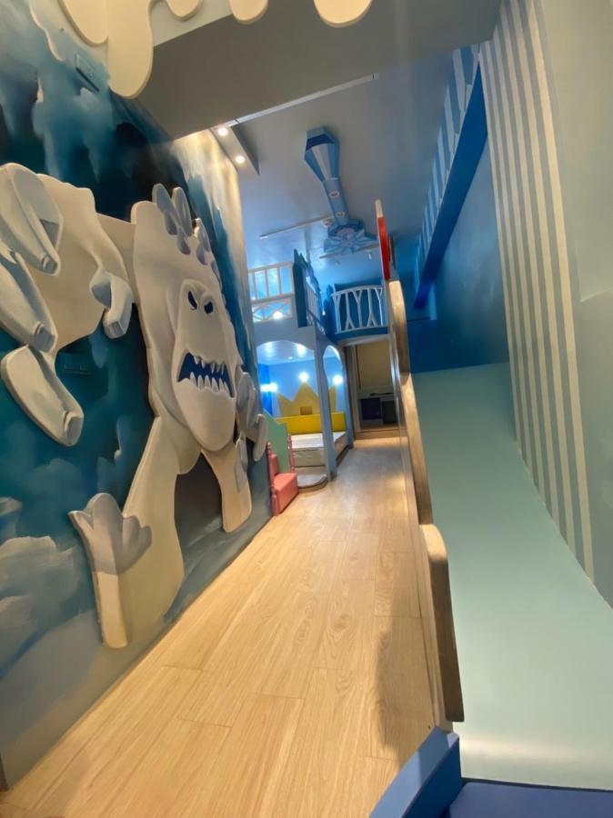 Fun Holiday Family Hostel Đài Nam Ngoại thất bức ảnh