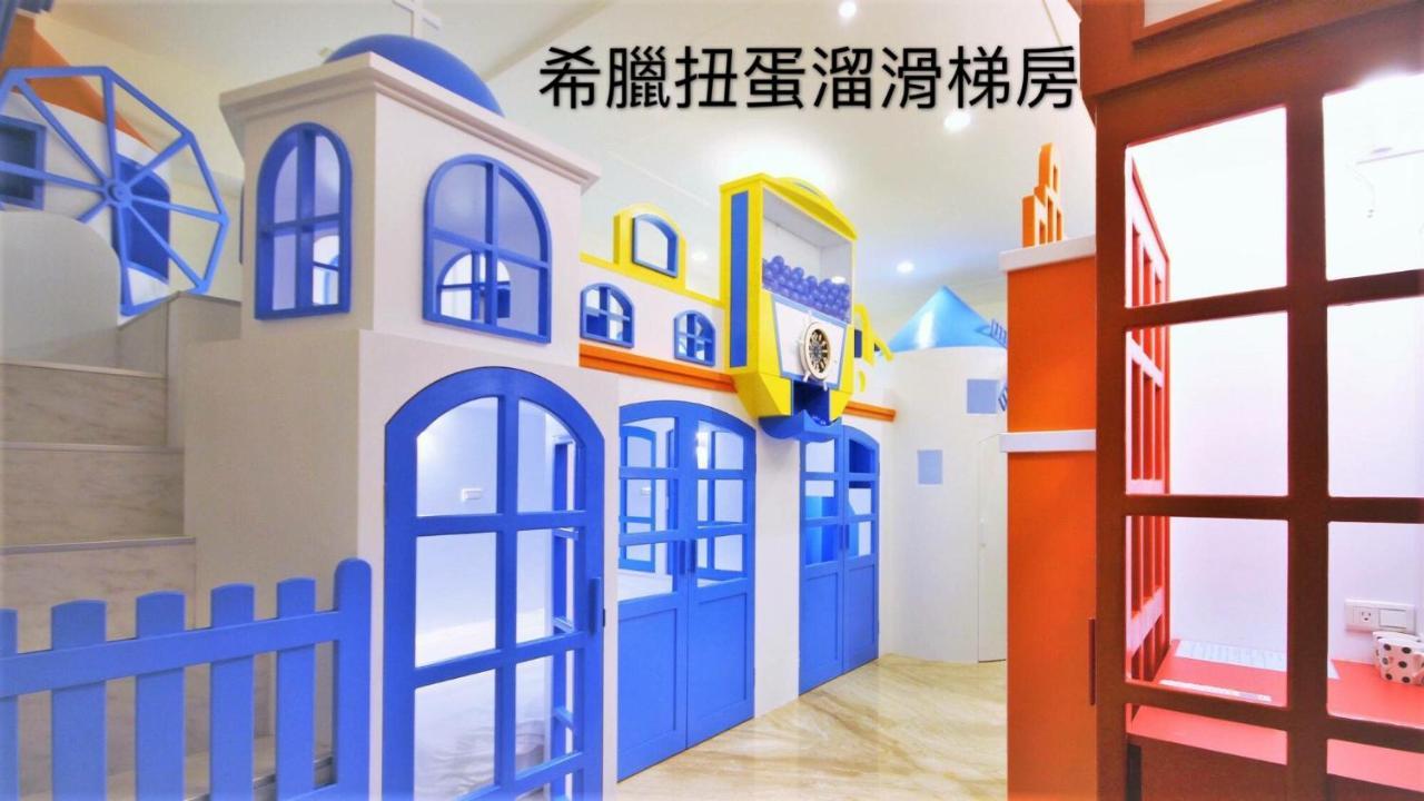 Fun Holiday Family Hostel Đài Nam Ngoại thất bức ảnh